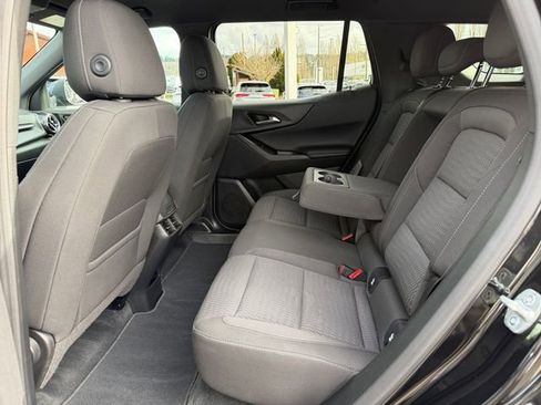 Used 2025 Chevrolet Equinox LT image 28