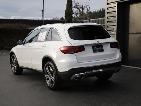 Used 2022 Mercedes-Benz GLC 300 GLC 300 image 8