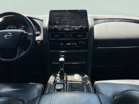 Used 2021 Nissan Armada Platinum w/ Captain's Chairs Package RWD image 17