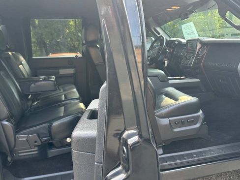 Used 2015 Ford F250 Lariat w/ Chrome Package AWD/4WD image 9