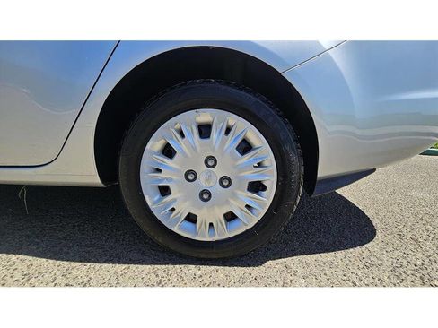 Used 2015 Ford Fiesta S image 15