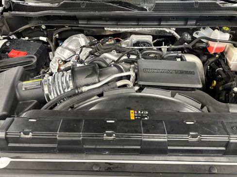 Used 2024 Chevrolet Silverado 2500 LT AWD/4WD image 24
