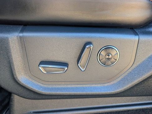 Used 2020 Ford F150 Platinum w/ Equipment Group 701A Luxury image 24