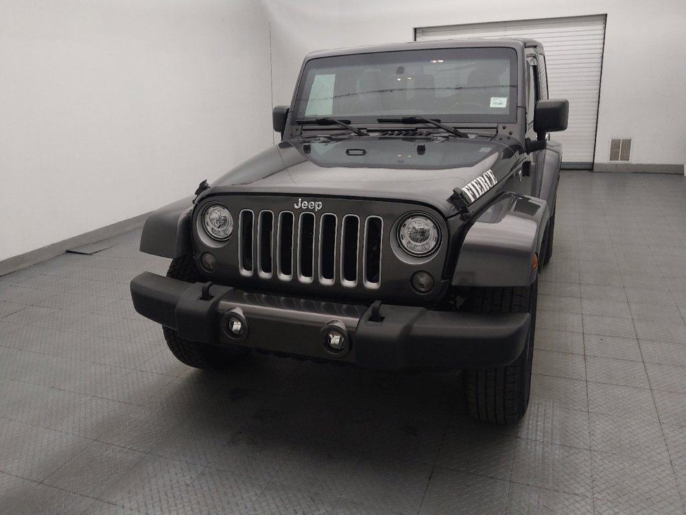 Used 2018 Jeep Wrangler Sahara w/ Connectivity Group AWD/4WD image 15