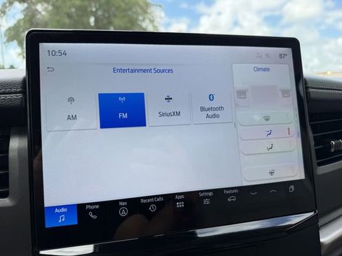 Used 2023 Ford Expedition XLT RWD image 18