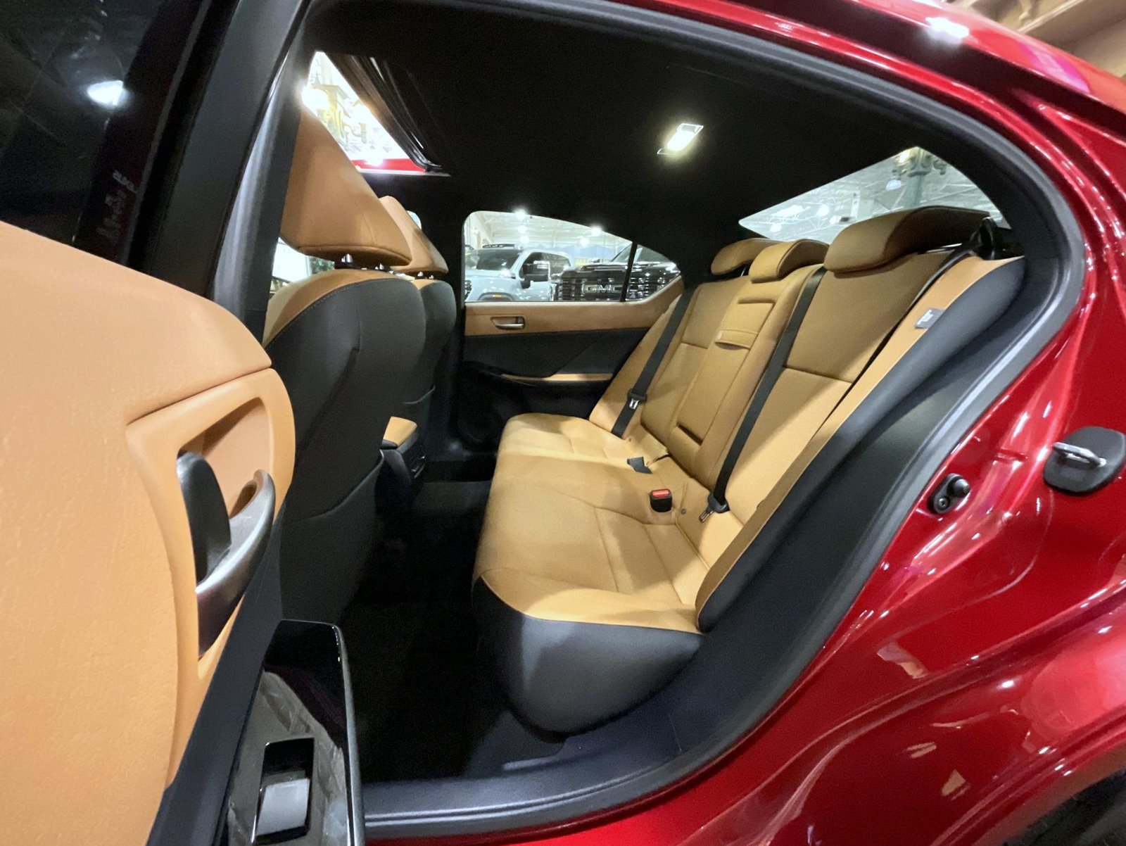 Used 2025 Lexus IS 350 F Sport w/ Accessory Package RWD image 19