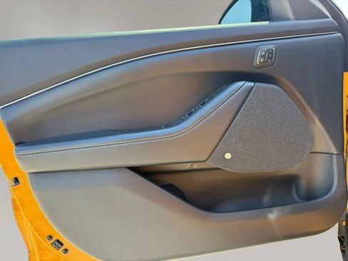 Used 2022 Ford Mustang Mach-E Premium RWD image 10