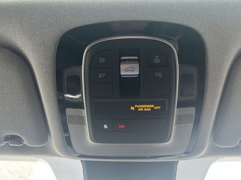 Used 2021 Hyundai Santa Fe Limited image 35