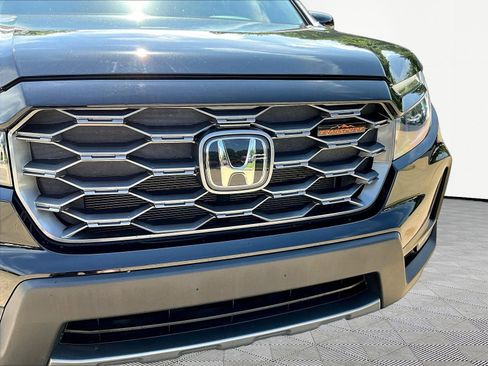 Used 2023 Honda Passport TrailSport image 33