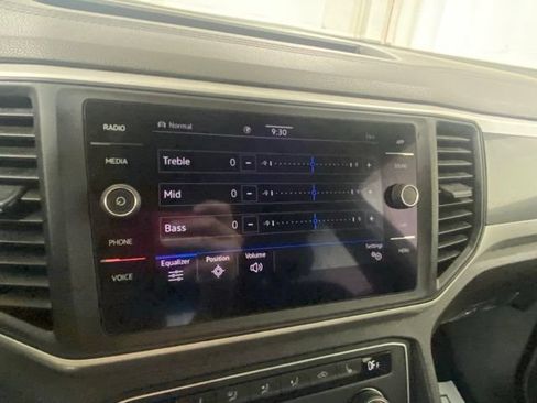 Used 2021 Volkswagen Atlas Cross Sport SE w/ Panoramic Sunroof Package AWD/4WD image 20