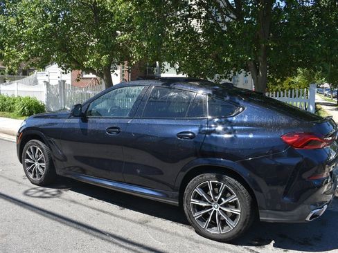 Used 2025 BMW X6 xDrive40i AWD/4WD image 9