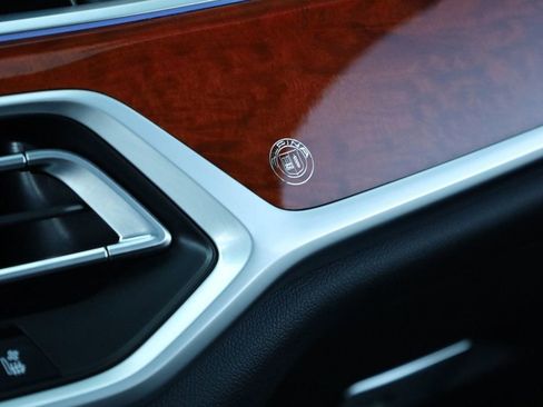 Used 2021 BMW ALPINA XB7 image 43