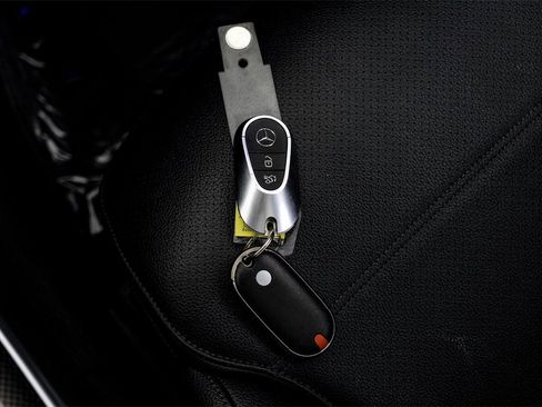 Used 2022 Mercedes-Benz C 300 C 300 image 60