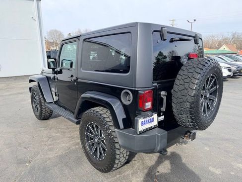 Used 2016 Jeep Wrangler Sahara w/ Trailer Tow Group AWD/4WD image 14