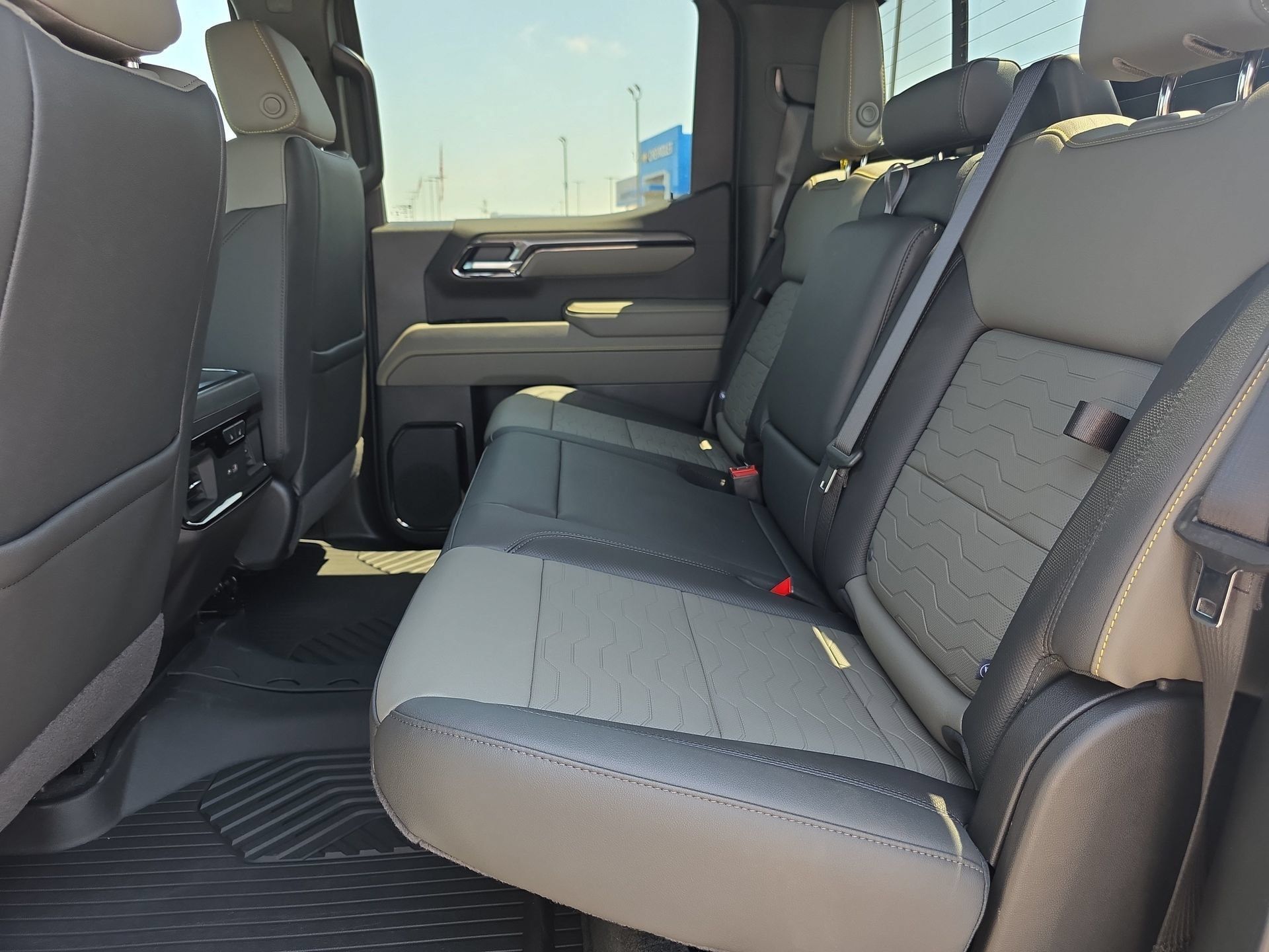 New 2026 Chevrolet Silverado 1500 ZR2 AWD/4WD image 12