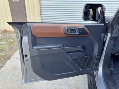 Used 2024 Ford Bronco Outer Banks AWD/4WD image 44