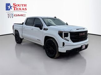 Used 2024 GMC Sierra 1500 Elevation video 1