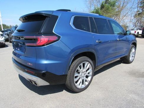 Used 2024 GMC Acadia Denali w/ Super Cruise Package AWD/4WD image 8