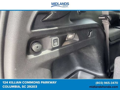 Used 2023 Jeep Grand Cherokee L Limited RWD image 10