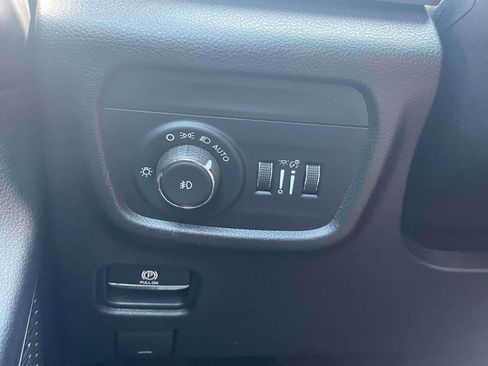 Used 2021 Jeep Grand Cherokee L Summit w/ Luxury Tech Group V AWD/4WD image 22