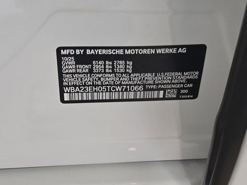 New 2026 BMW 740i w/ Premium Package image 23