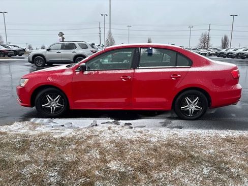 Used 2015 Volkswagen Jetta S image 6