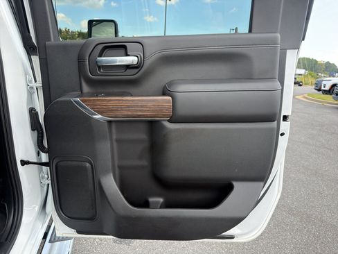 Used 2020 Chevrolet Silverado 2500 High Country AWD/4WD image 35