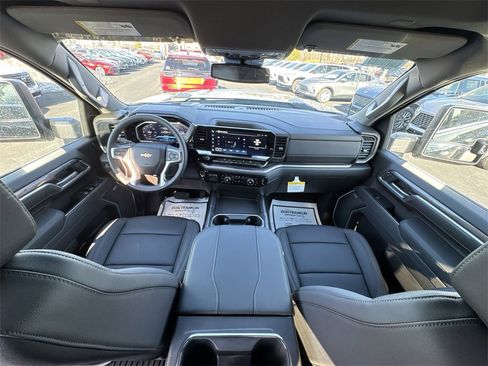 New 2026 Chevrolet Silverado 3500 LTZ w/ LTZ Convenience Package image 21