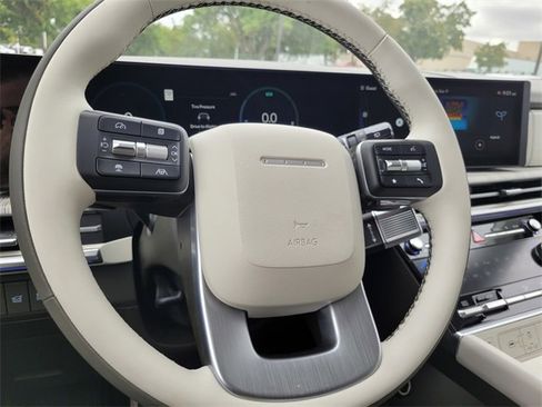 New 2025 Hyundai Santa Fe Calligraphy image 22