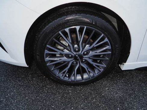 Used 2023 Kia Forte GT-Line w/ GT-Line Premium Package image 38