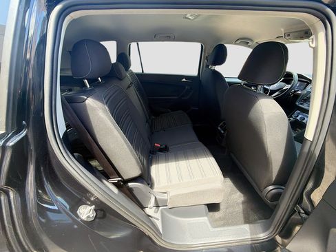 Certified 2022 Volkswagen Tiguan S FWD image 29