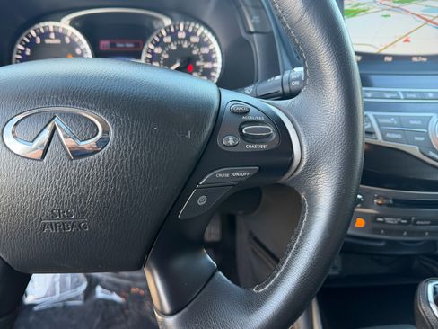 Used 2019 INFINITI QX60 Luxe w/ Essential Package image 34