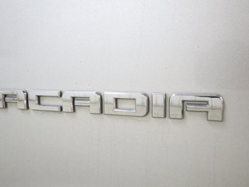 Used 2017 GMC Acadia SLT image 24