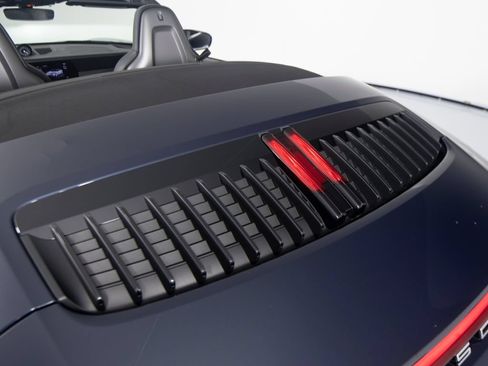 Certified 2022 Porsche 911 Carrera S RWD image 44
