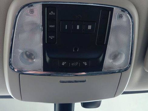 Used 2018 Dodge Durango Citadel image 35