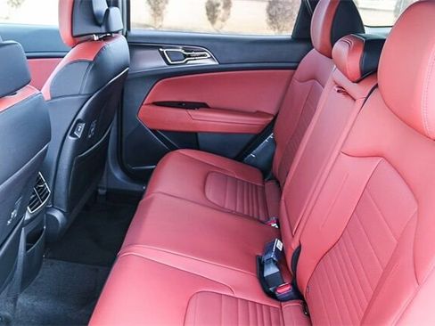 Certified 2025 Kia Sportage SX Prestige image 16