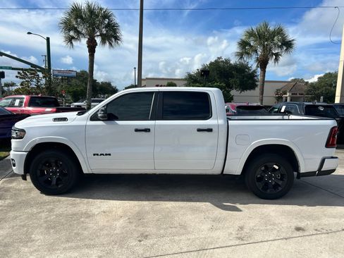 Used 2025 RAM 1500 Big Horn AWD/4WD image 2