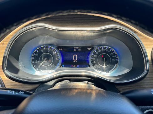 Used 2015 Chrysler 200 C w/ Navigation & Sound Group I FWD image 13