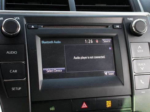 Used 2017 Toyota Camry LE image 25