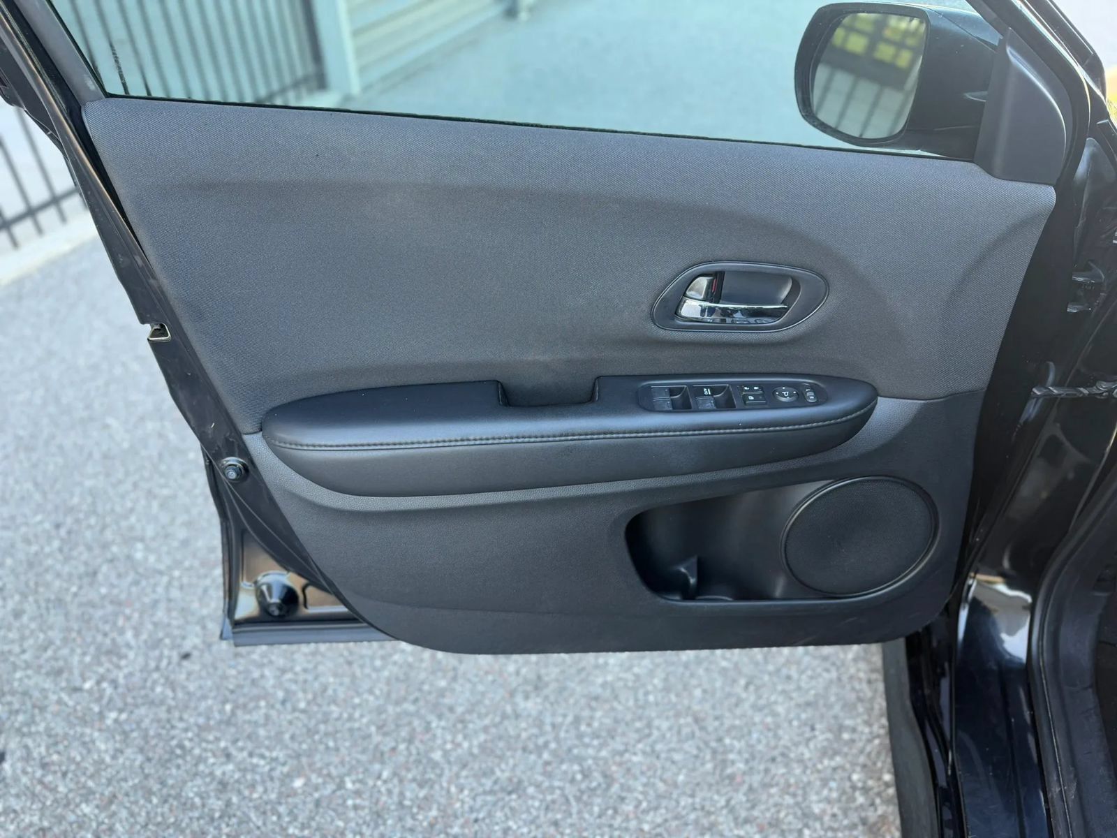 Used 2019 Honda HR-V Sport image 22