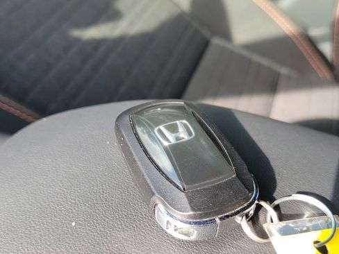 Used 2025 Honda HR-V Sport image 38