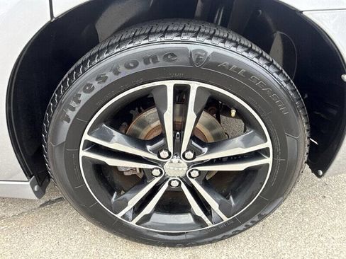 Used 2014 Dodge Charger SXT image 12