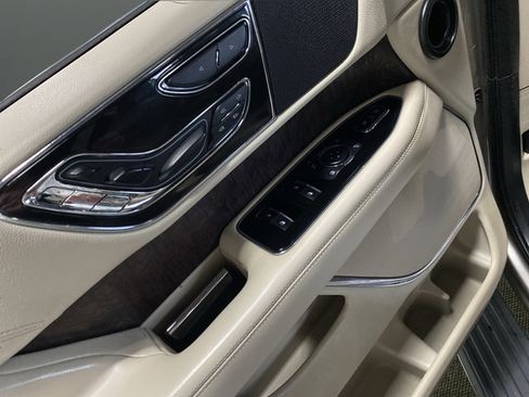 Used 2019 Lincoln Navigator Reserve w/ Cargo Package AWD/4WD image 31