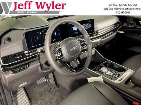 New 2026 Kia Carnival SX Prestige FWD image 16