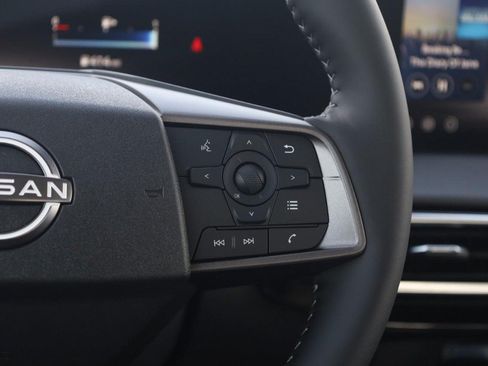 New 2026 Nissan Sentra SV w/ SV Convenience Package FWD image 9