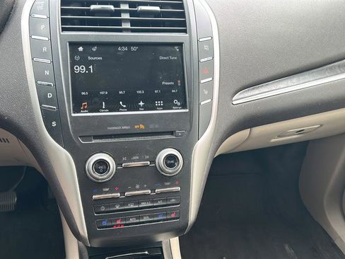 Used 2017 Lincoln MKC Reserve AWD/4WD image 11