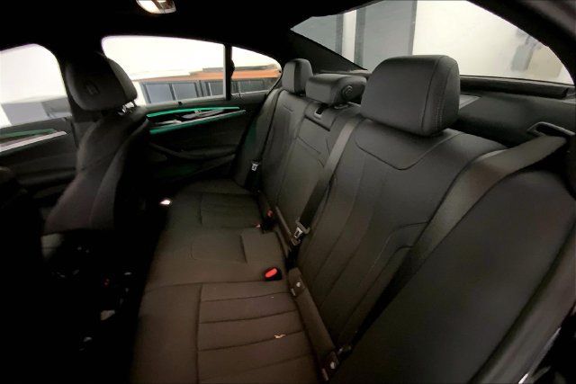 Used 2023 BMW 540i w/ Executive Package RWD image 12