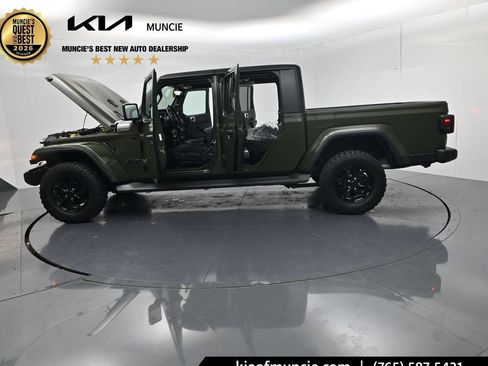 Used 2021 Jeep Gladiator Sport AWD/4WD image 60