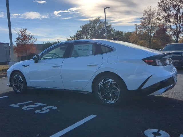 Certified 2026 Hyundai Sonata SEL AWD/4WD image 6