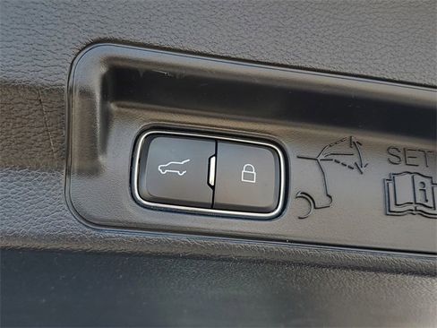 Used 2021 Ford Explorer ST w/ Equipment Group 401A image 10